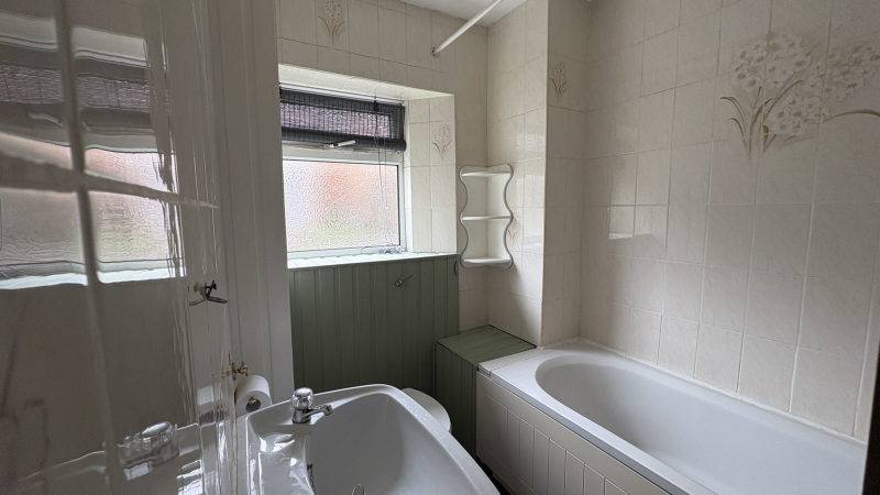 Bathroom2