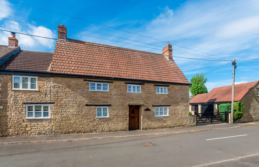 Ashdown House 1843-2