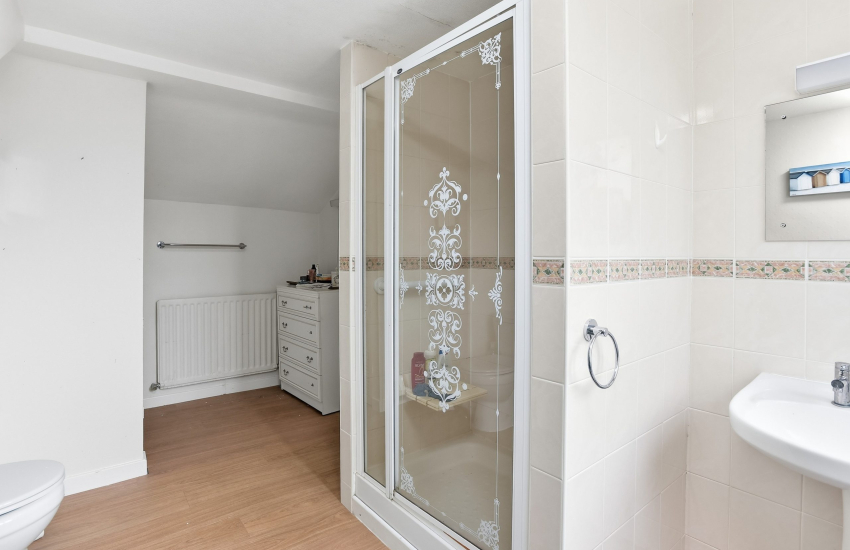 34 Farley Avenue 2170-15