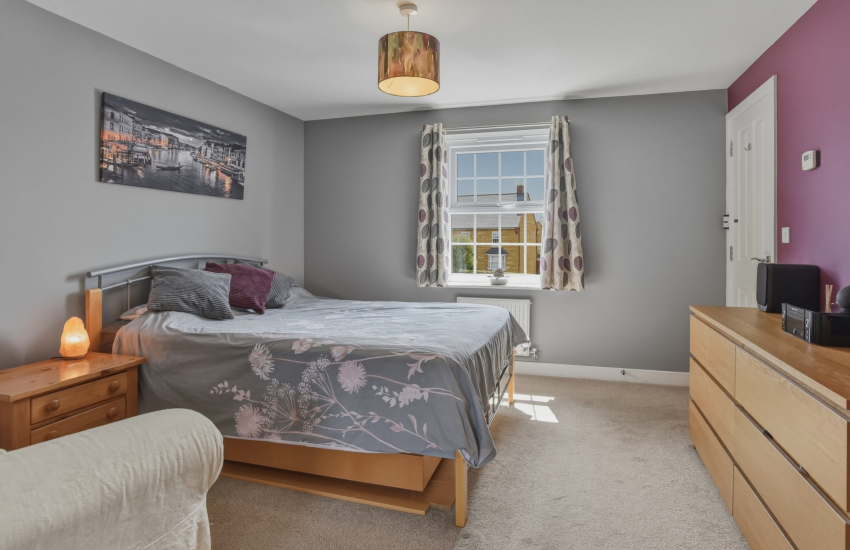 19 Brooks Drive 2496-16