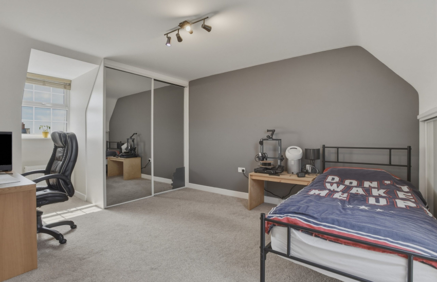 19 Brooks Drive 2496-23